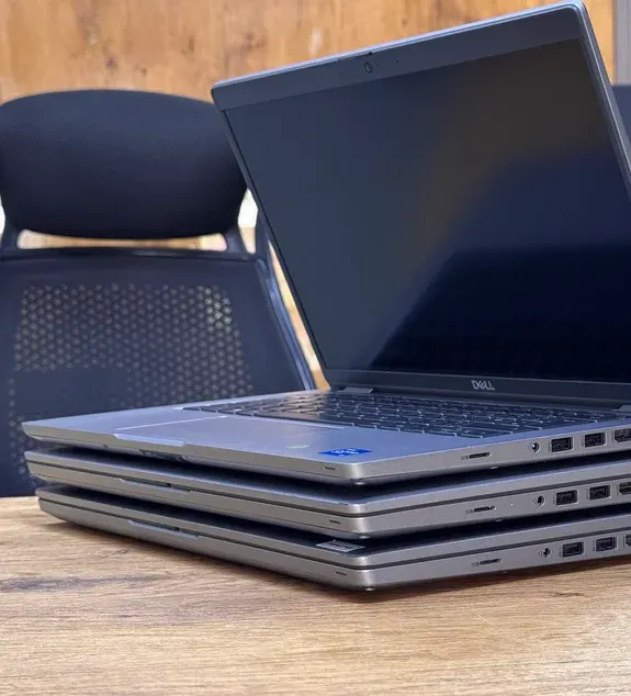 Dell Latitude 5430 Core i5 1235U 14" FHD Laptop