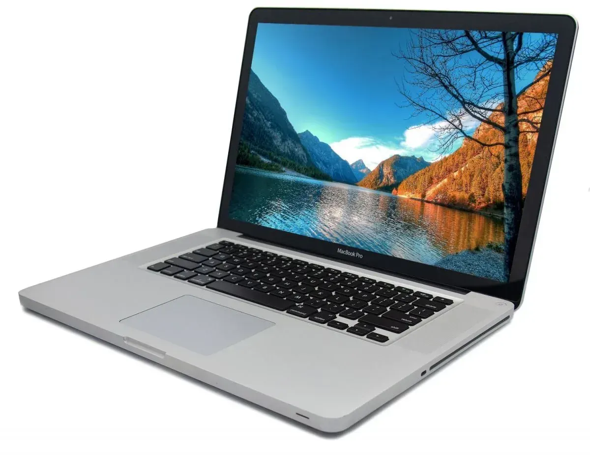 Apple MacBook Pro A1398 (15-inch, 2015), Intel Core i7, 16GB RAM, 512GB SSD, FHD Retina Display