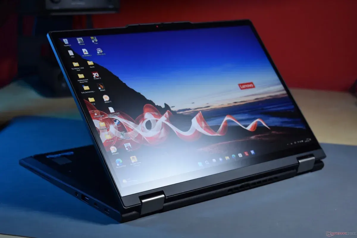 Lenovo ThinkPad X13 Yoga, i5 10th Gen, 16GB RAM, 256GB SSD, IPS Touch Display