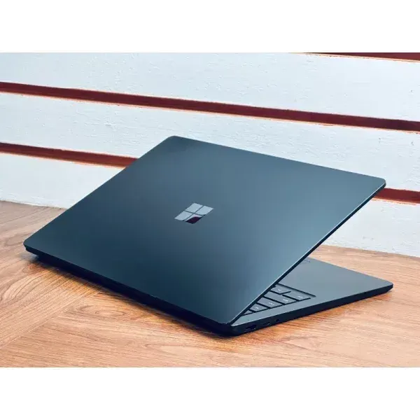 Microsoft Surface Laptop 3 Core i5 10th Gen